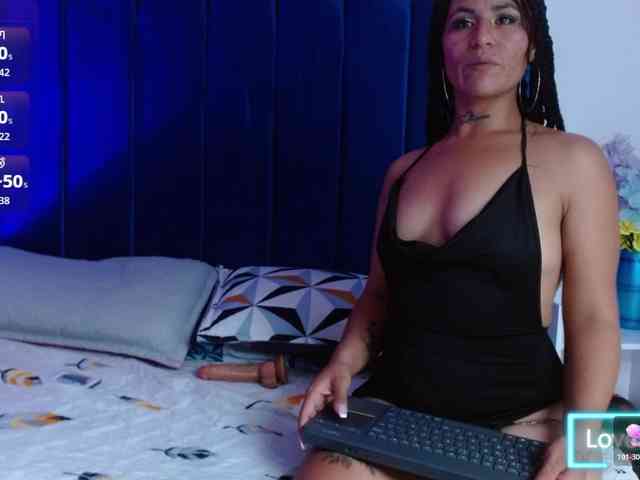 Alaia-wish1 webcam