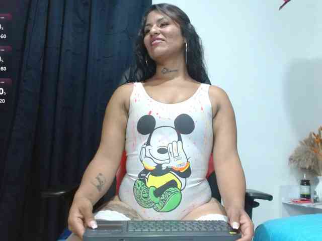 Alaia-wish1 webcam