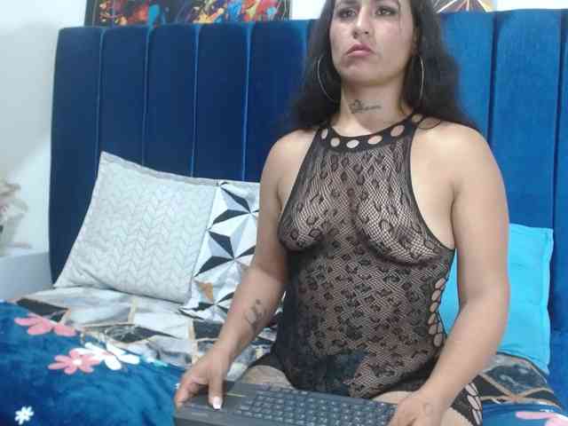 Alaia-wish1 webcam