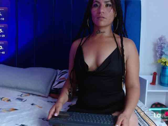 Alaia-wish1 webcam