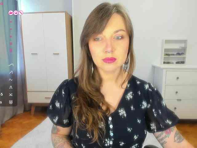 StacyButterfly webcam