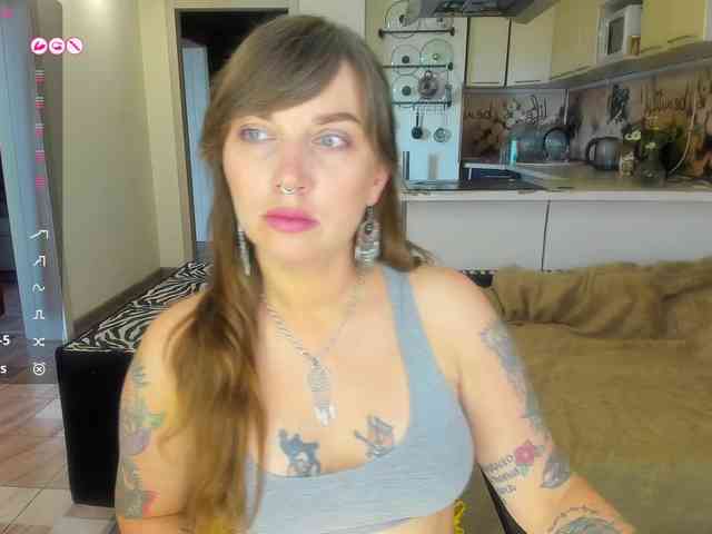 StacyButterfly webcam