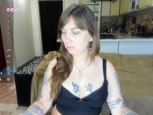 StacyButterfly webcam