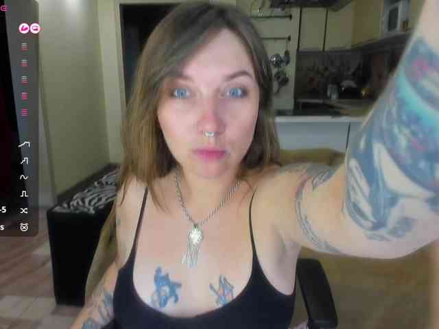 StacyButterfly webcam
