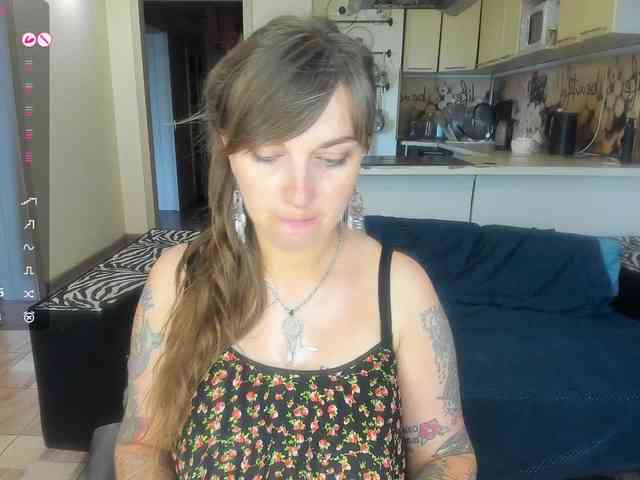 StacyButterfly webcam