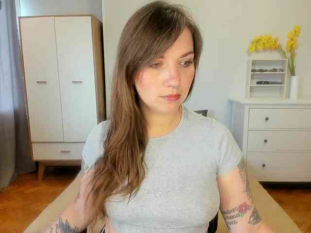 StacyButterfly webcam