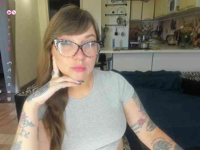 StacyButterfly webcam