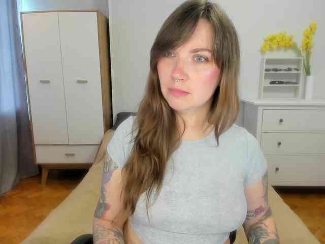StacyButterfly webcam