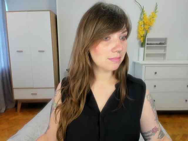 StacyButterfly webcam