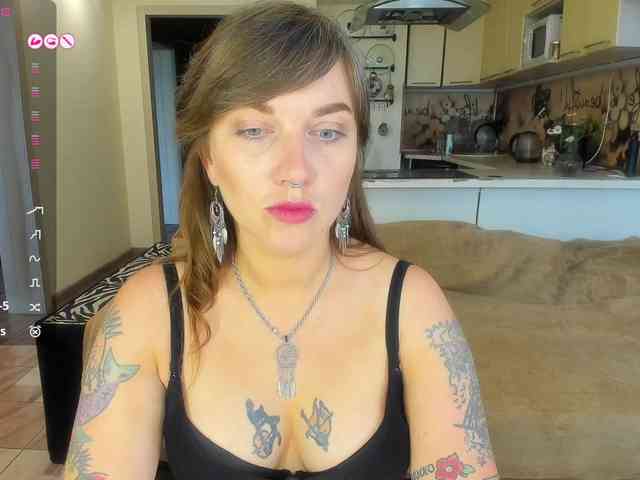 StacyButterfly webcam