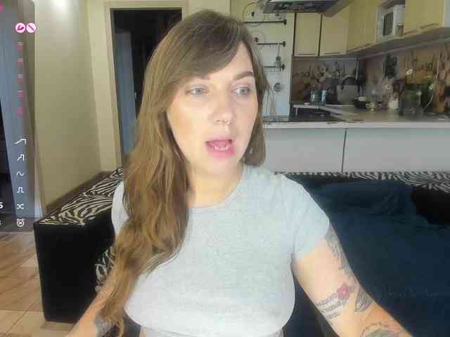 StacyButterfly webcam