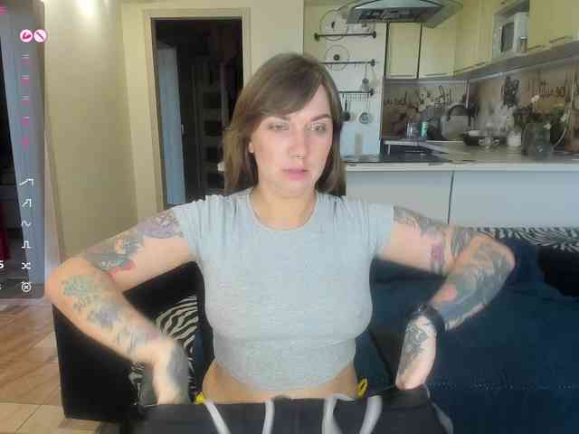 StacyButterfly webcam