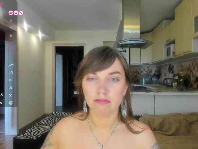 StacyButterfly webcam