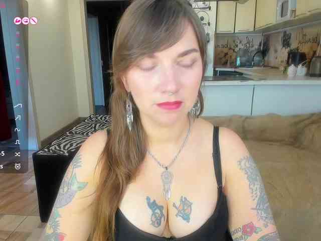 Model: StacyButterfly