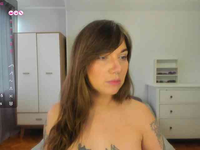 StacyButterfly webcam