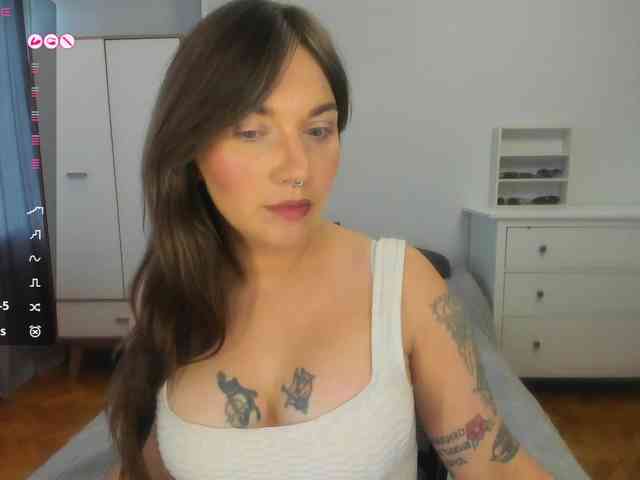 StacyButterfly webcam