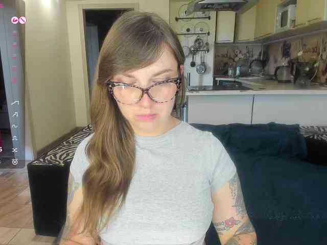 StacyButterfly webcam