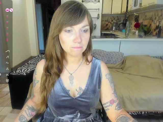 StacyButterfly webcam