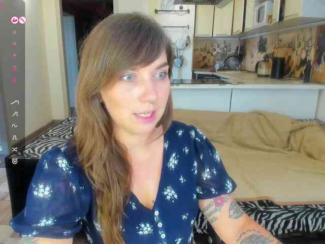 StacyButterfly webcam