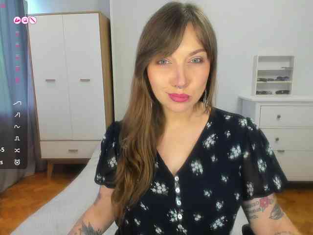 StacyButterfly webcam