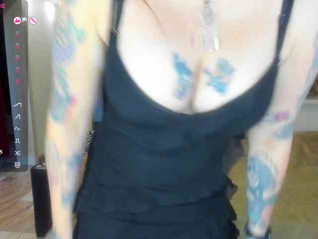 StacyButterfly webcam