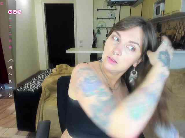 StacyButterfly webcam