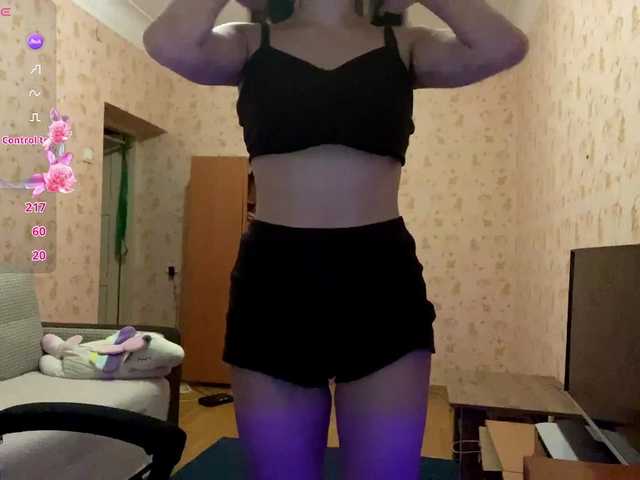 komerialimoros live cam on BongaCams