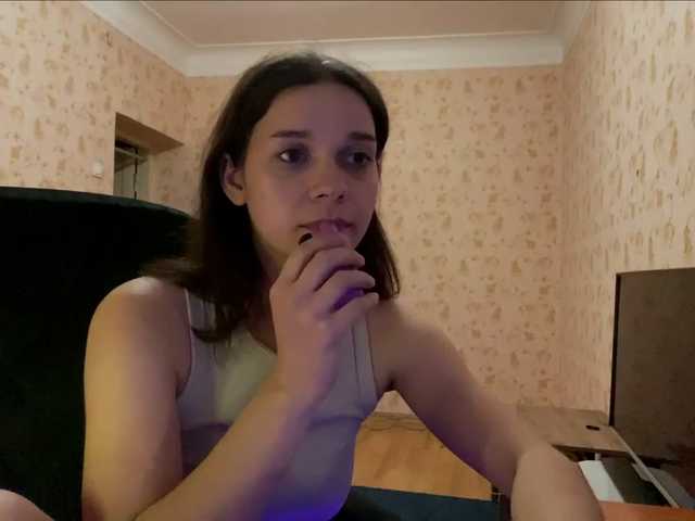 komerialimoros live cam on BongaCams