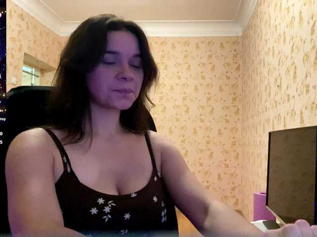 komerialimoros live cam on BongaCams