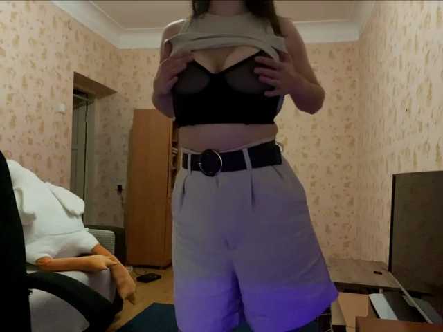 komerialimoros live cam on BongaCams