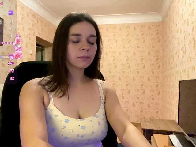 komerialimoros live cam on BongaCams