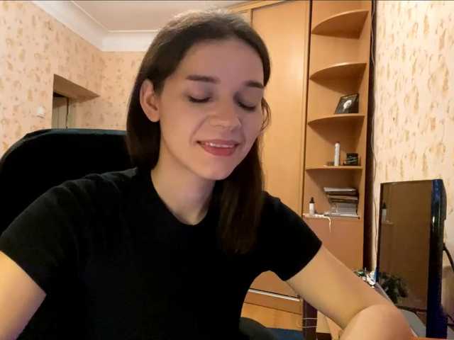 komerialimoros live cam on BongaCams