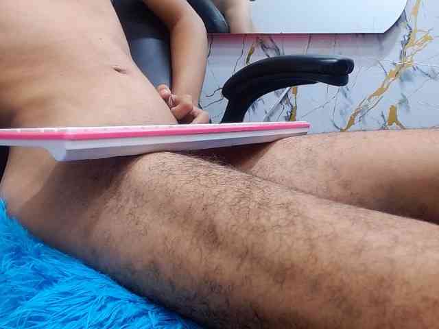 petal-bigx19 Sex Cam Show