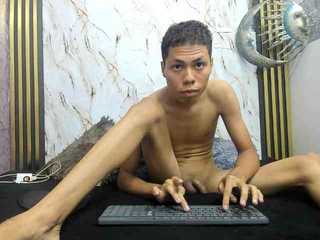 petal-bigx19 Sex Cam Show