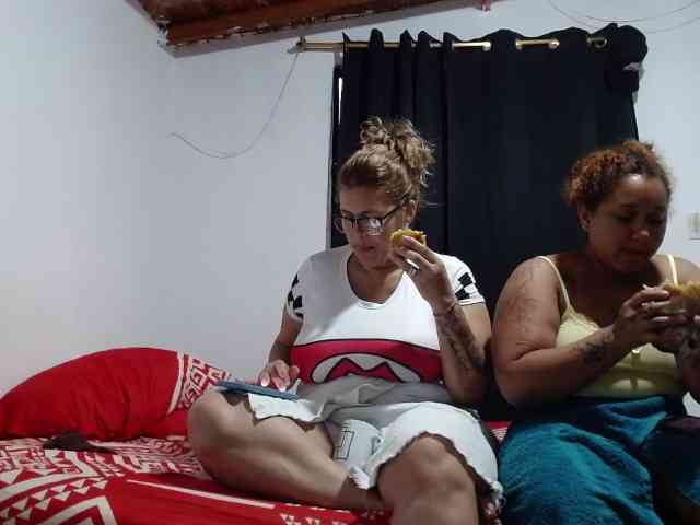 violetaandlucy webcam