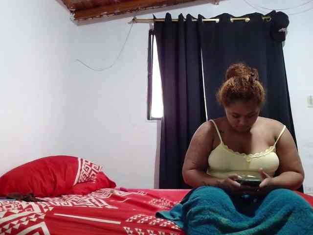 violetaandlucy webcam