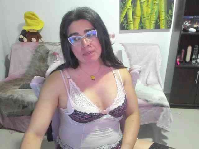 Yalifa Sex Cam Show