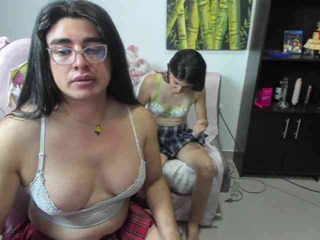 Yalifa Sex Cam Show