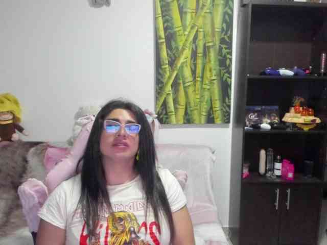 Yalifa Sex Cam Show