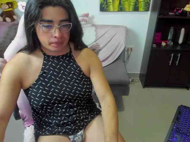 Yalifa Sex Cam Show