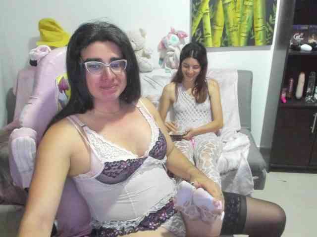 Yalifa Sex Cam Show