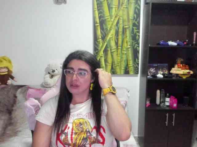 Yalifa Sex Cam Show
