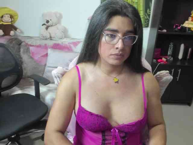 Yalifa Sex Cam Show