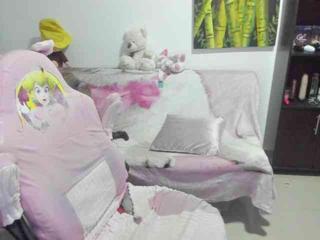 Yalifa Sex Cam Show