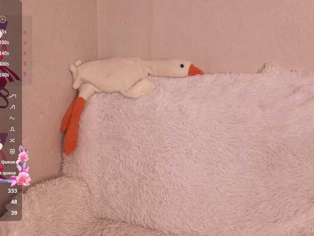 AliceNeonDoll live cam on BongaCams