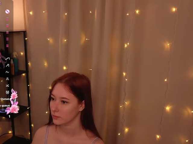 AliceNeonDoll live cam on BongaCams