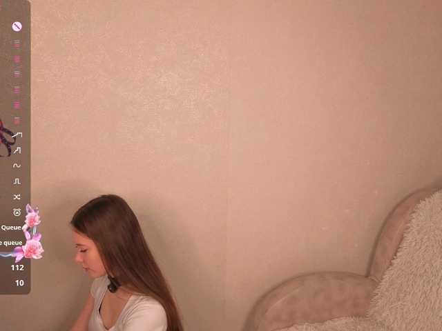 AliceNeonDoll live cam on BongaCams