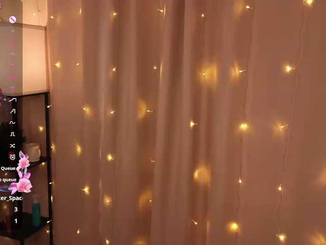 AliceNeonDoll live cam preview