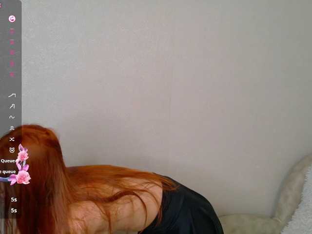 AliceNeonDoll live cam on BongaCams