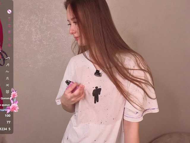 AliceNeonDoll live cam on BongaCams